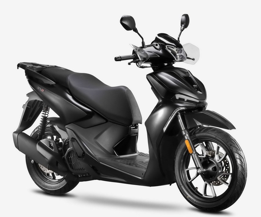 Voge 125 SR16 scooter rental in Patras